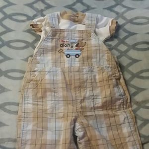 Baby overall and shirt set